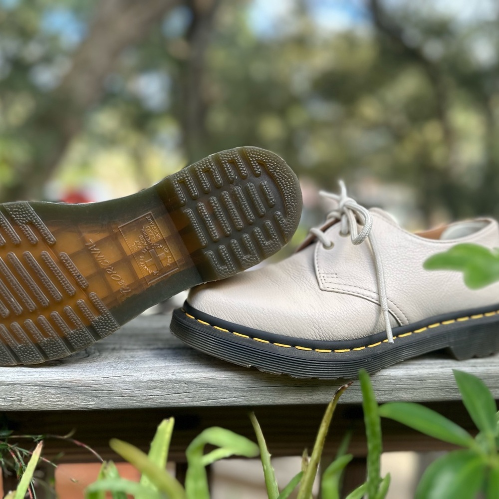 Dr Martin 24256 Beige Virginia oxfords - Picture 5 of 8